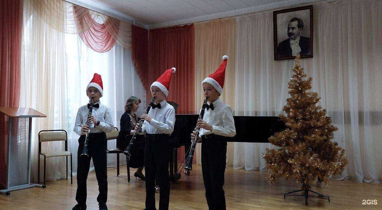 Отзывы на компанию Детская школа искусств им. Н.Н. Алмазова в Ярославле c фото