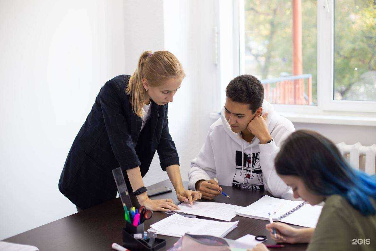 Отзывы на компанию Учебная империя в Владивостоке c фото