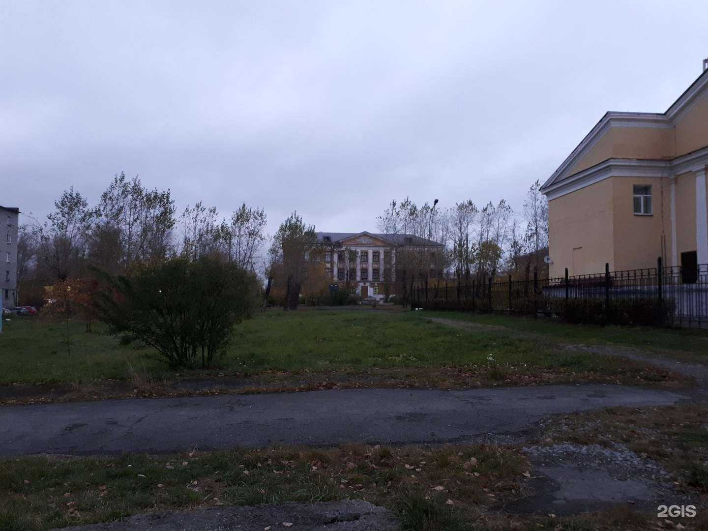 Отзывы на компанию Средняя школа №144 в Нижнем Тагиле c фото