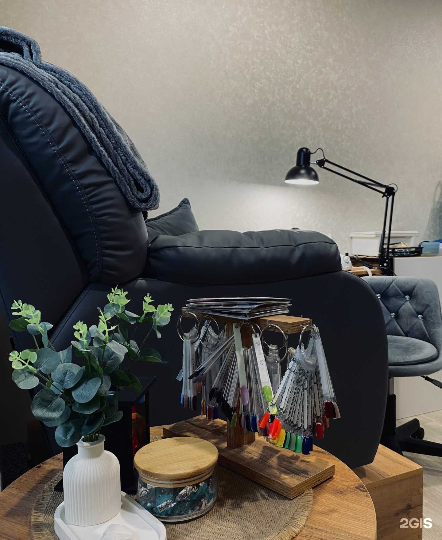 Отзывы на компанию Студия обучения маникюру и педикюру в г. Барнаул c фото