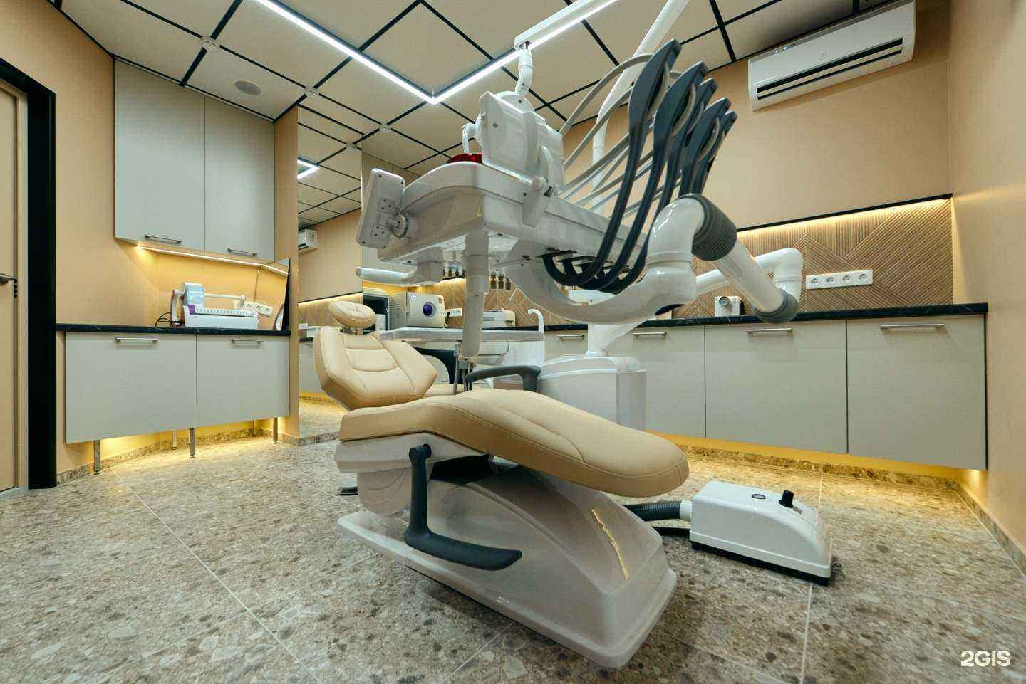 Отзывы на компанию STYLE SMILE Dental Clinic Group в Краснодаре c фото