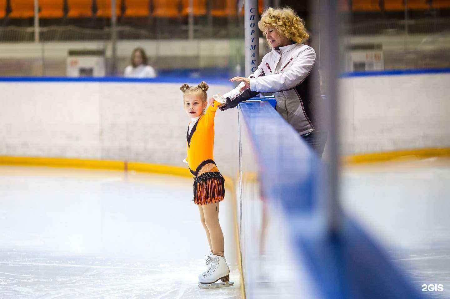 Отзывы на компанию Региональный центр по фигурному катанию на коньках и хоккею в г. Великий Новгород c фото