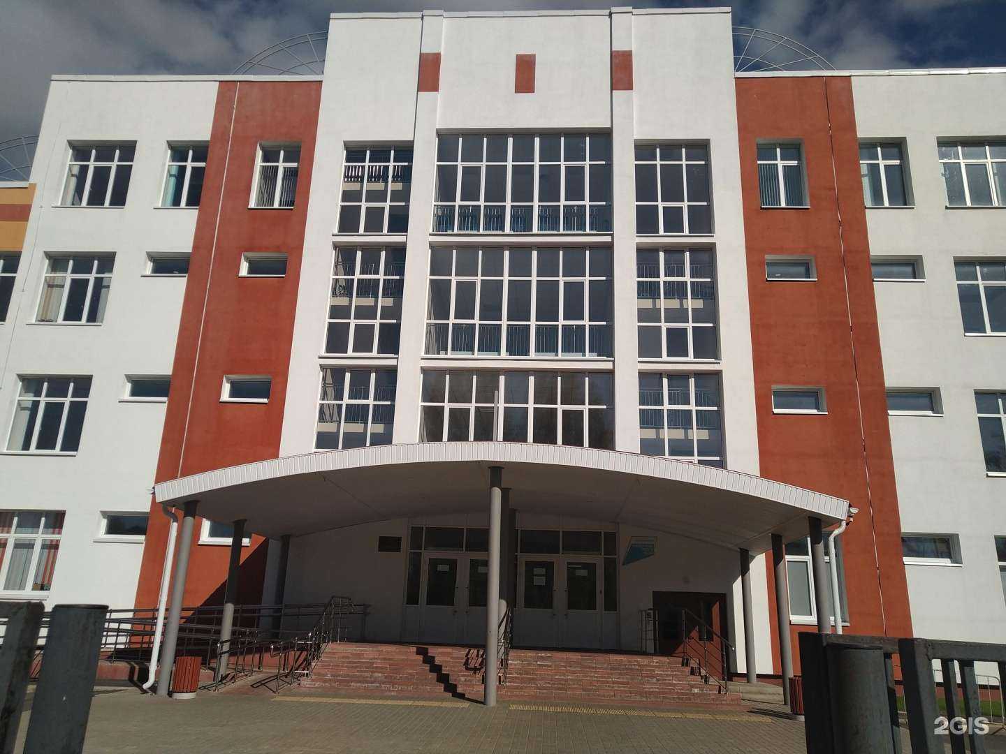 Отзывы на компанию Средняя школа №4 в Рыбинске c фото