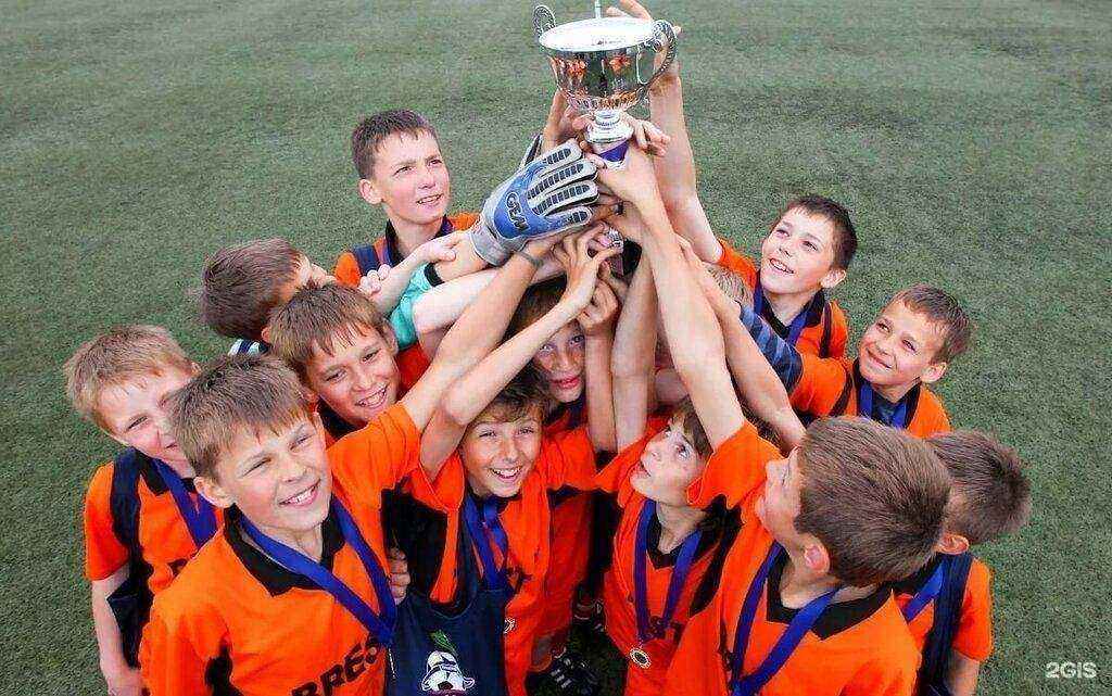 Отзывы на компанию Спортивная школа Факел в г. Челябинск c фото