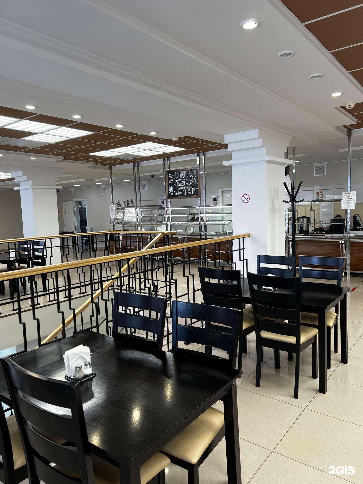 Отзывы на компанию Пять столов в Кировске c фото