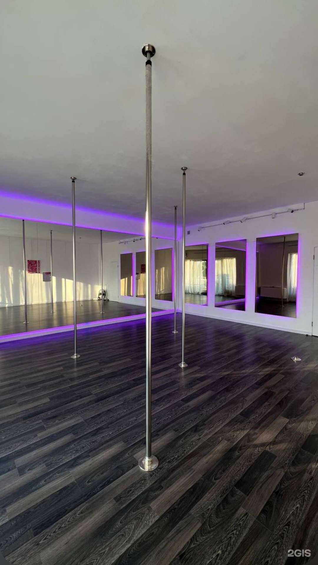 Отзывы на компанию Pole Dance Studio FreeDom в г. Сочи c фото