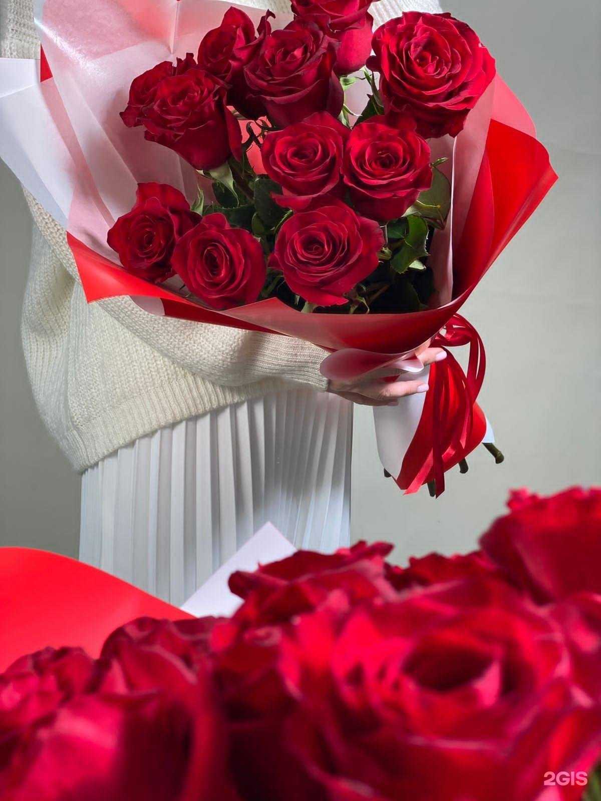 Отзывы на компанию Магазин цветов и товаров для праздника в г. Выкса c фото