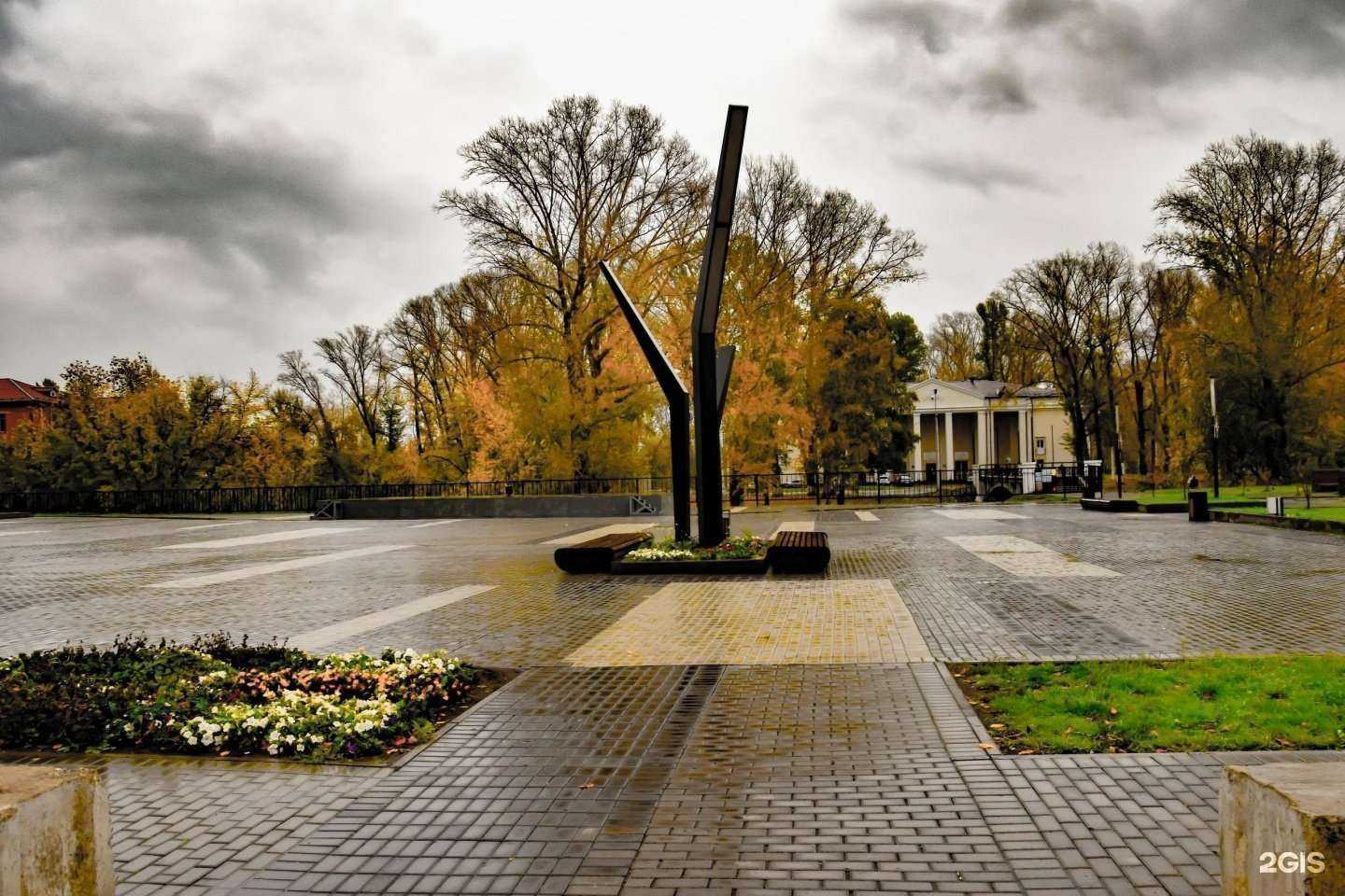 Отзывы на компанию Многофункциональный культурно-досуговый комплекс Куйбышевского района в Новокузнецке c фото