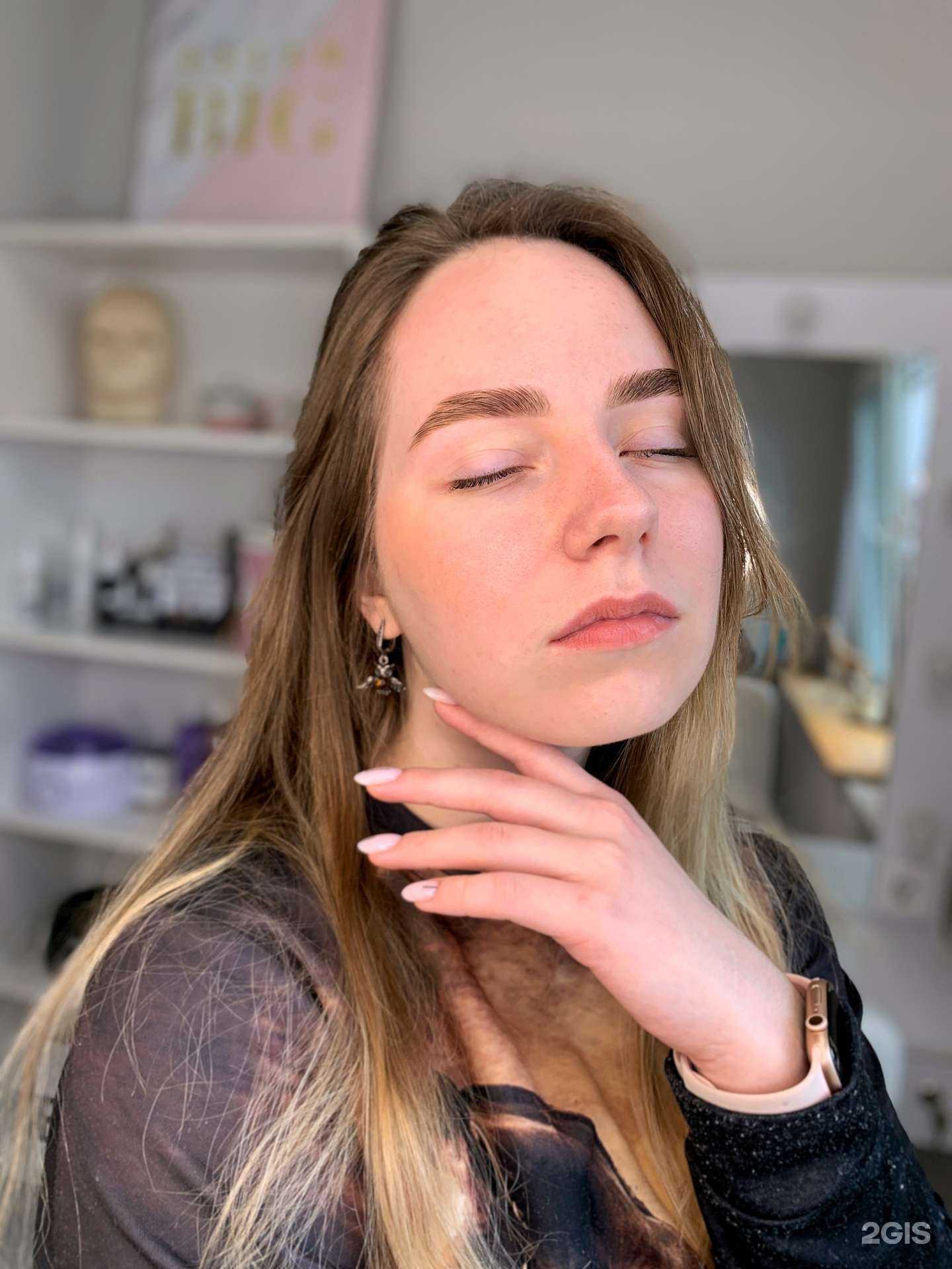 Отзывы на компанию Кабинет по оформлению ресниц и бровей в г. Владивосток c фото