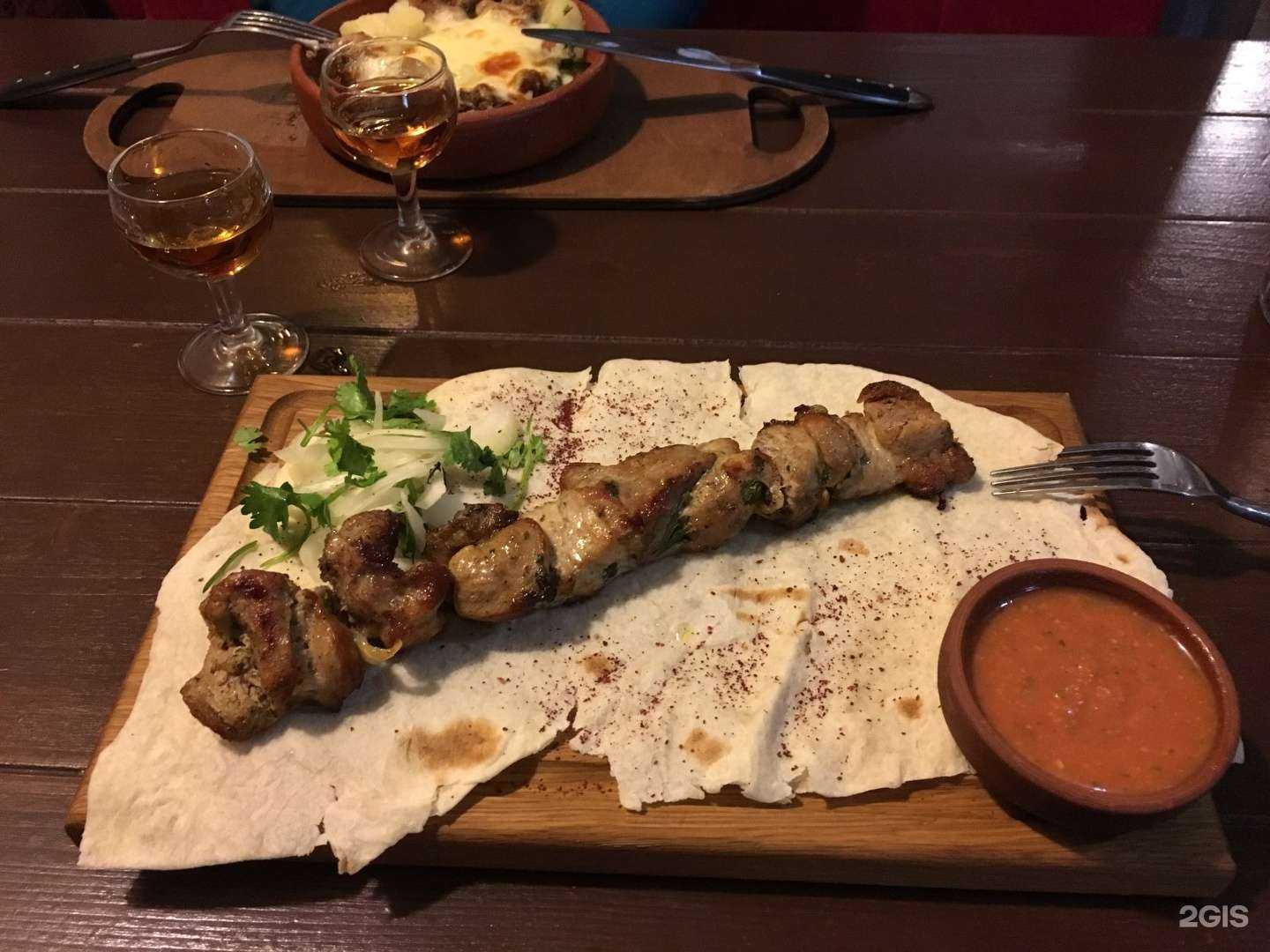 Отзывы на компанию Грузинский дворик в Великом Новгороде c фото