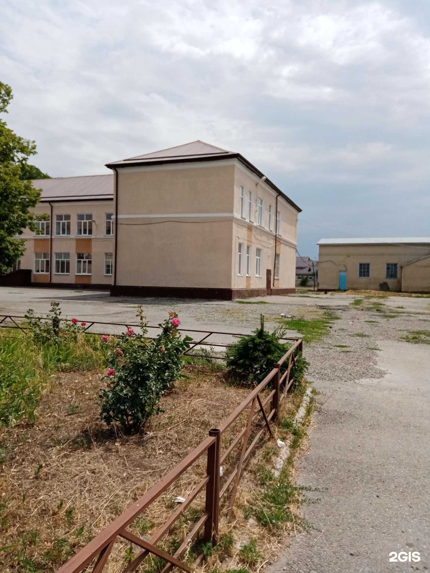 Отзывы на компанию Средняя школа №8 в Черкесске c фото