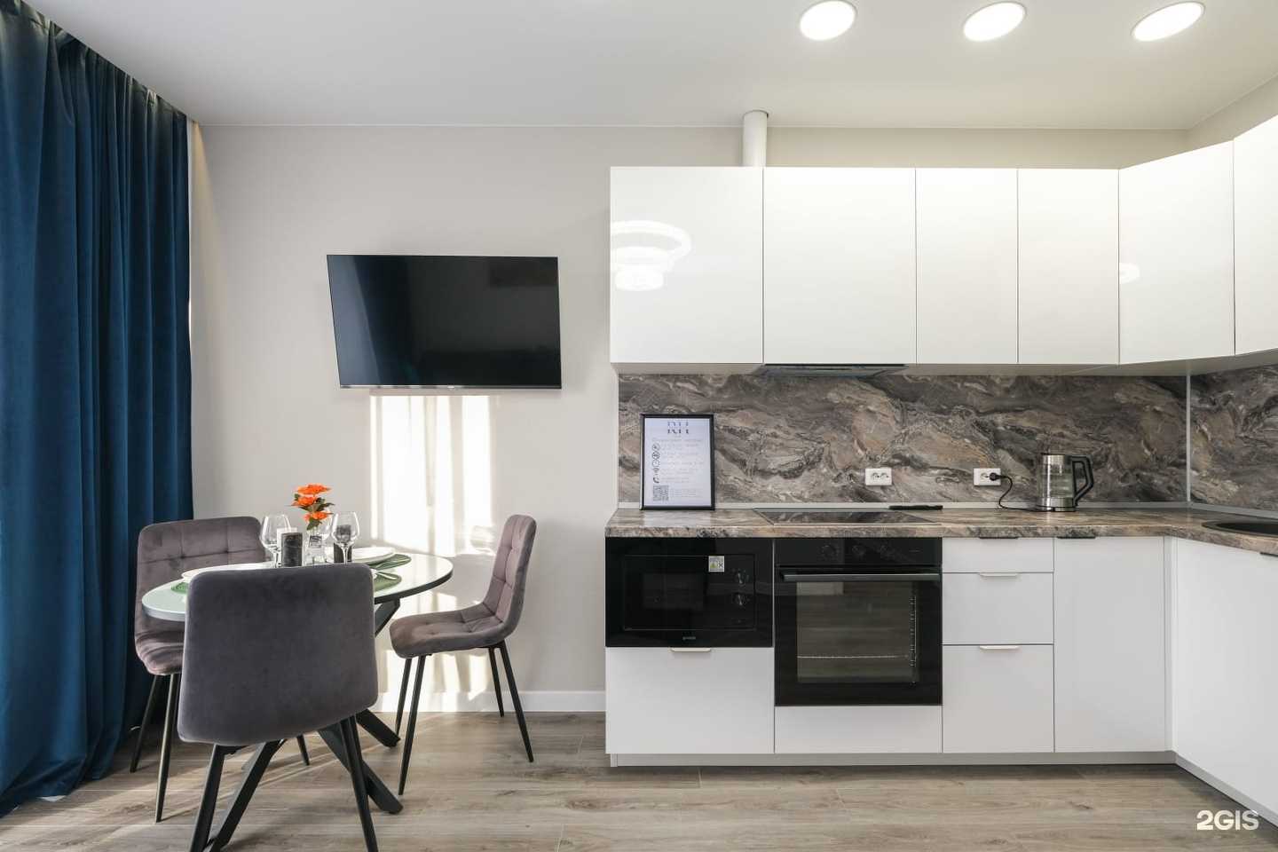 Отзывы на компанию Room Hotel в Новосибирске c фото