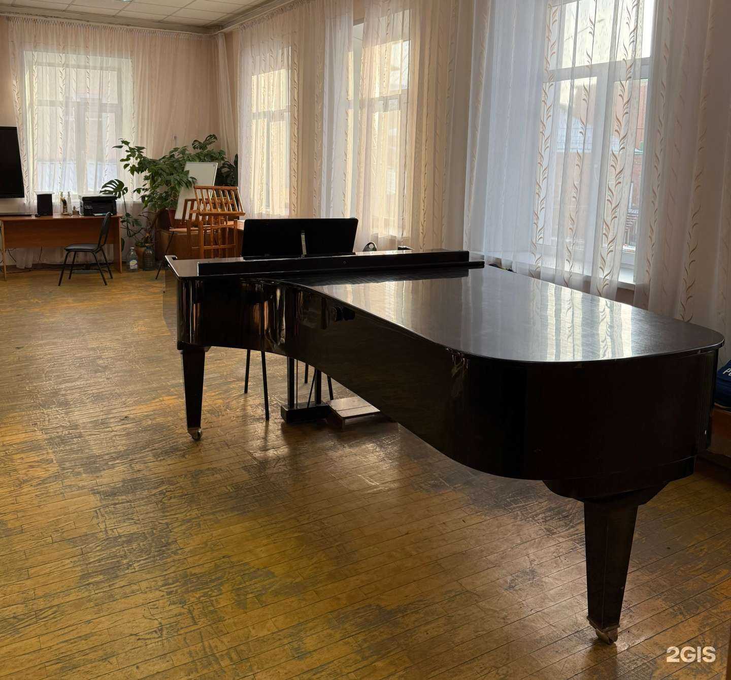 Отзывы на компанию Первая детская музыкальная школа г. Кирова в Кирове c фото