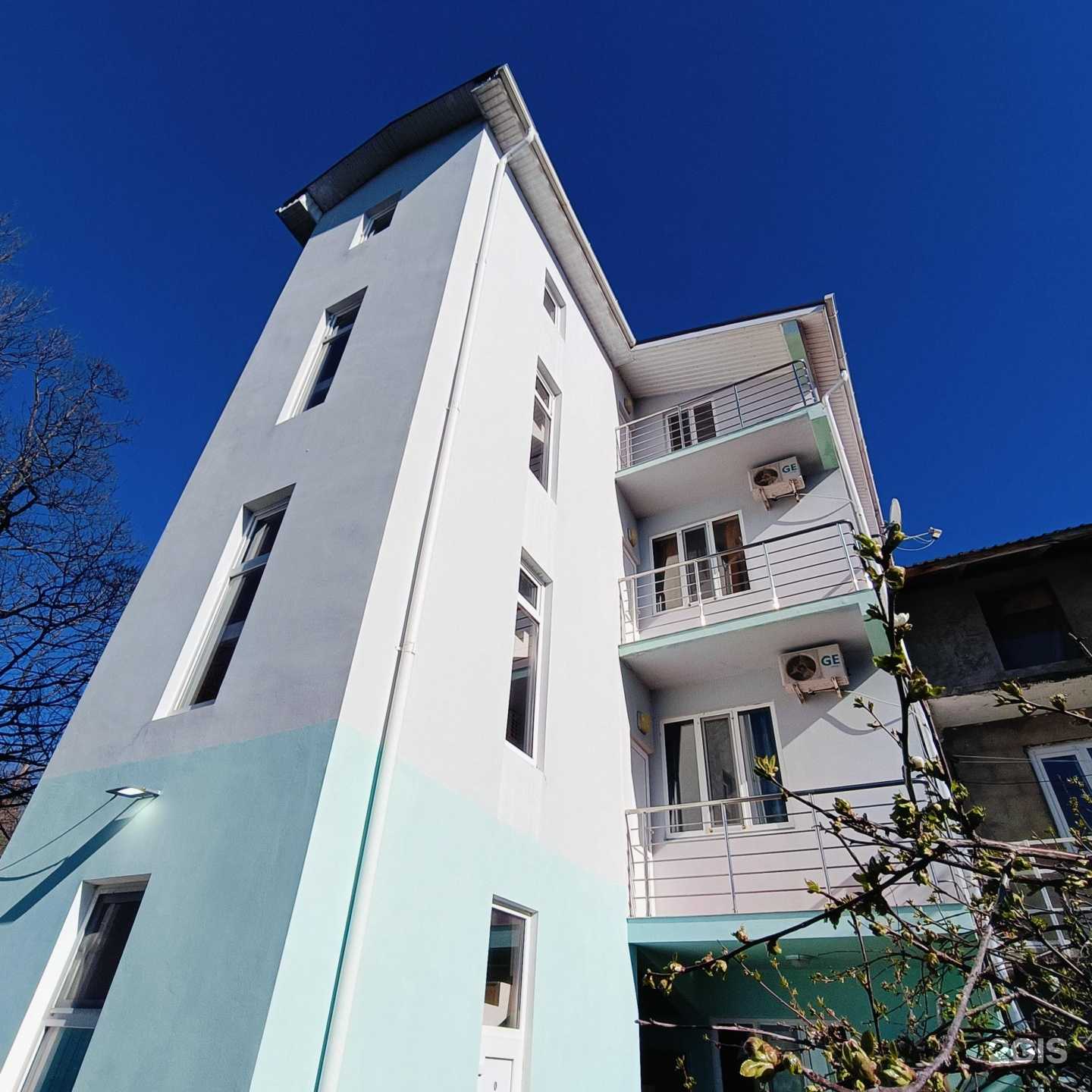 Отзывы на компанию Другое место в г. Туапсе c фото