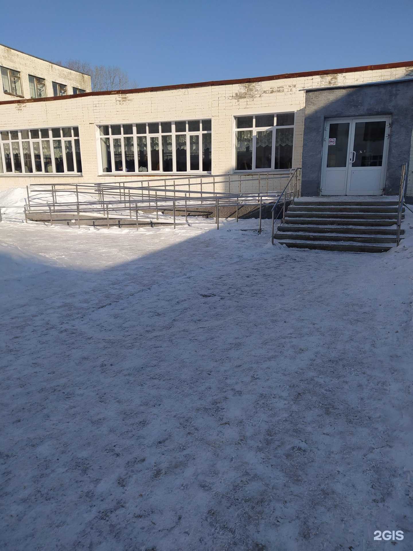 Отзывы на компанию Средняя школа №60 в Кирове c фото