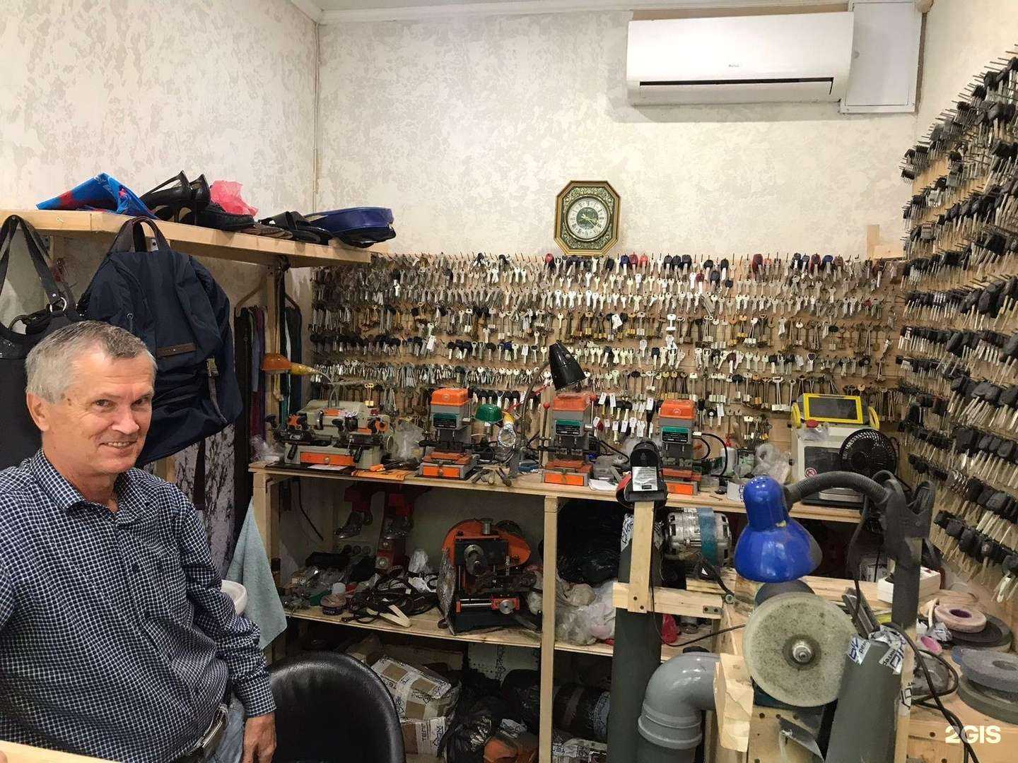 Отзывы на компанию Мастерская по изготовлению ключей, ремонту обуви и сумок в Сочи c фото