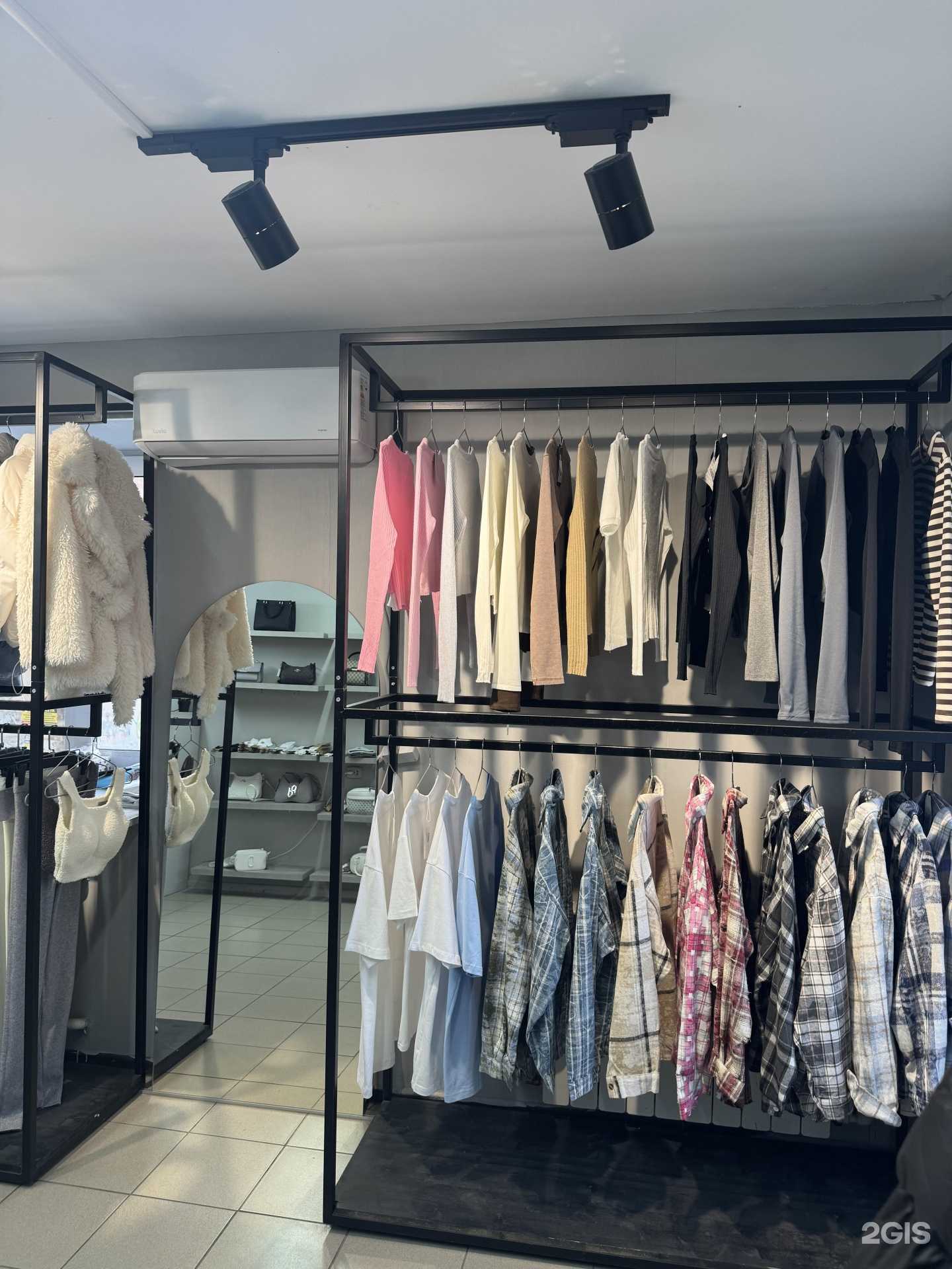 Отзывы на компанию Гардероб`чик в Нижнем Тагиле c фото