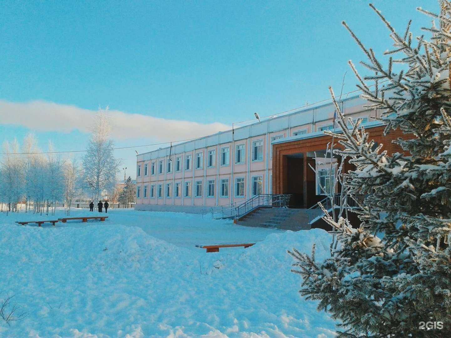 Отзывы на компанию Средняя школа №14 в Нефтеюганске c фото