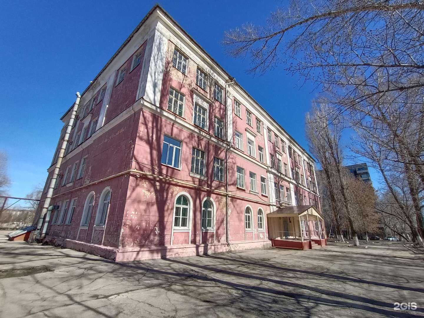 Отзывы на компанию Средняя школа №83 в Саратове c фото