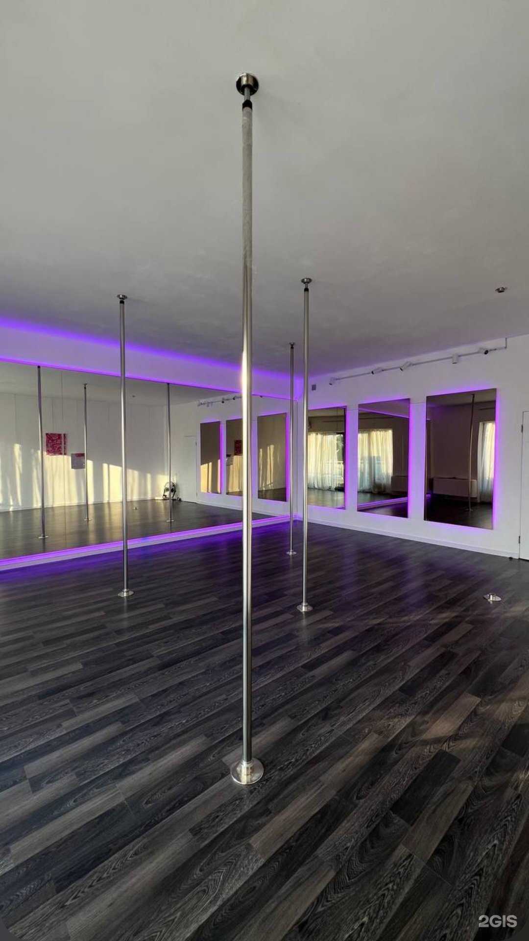 Отзывы на компанию Pole Dance Studio FreeDom в Сочи c фото