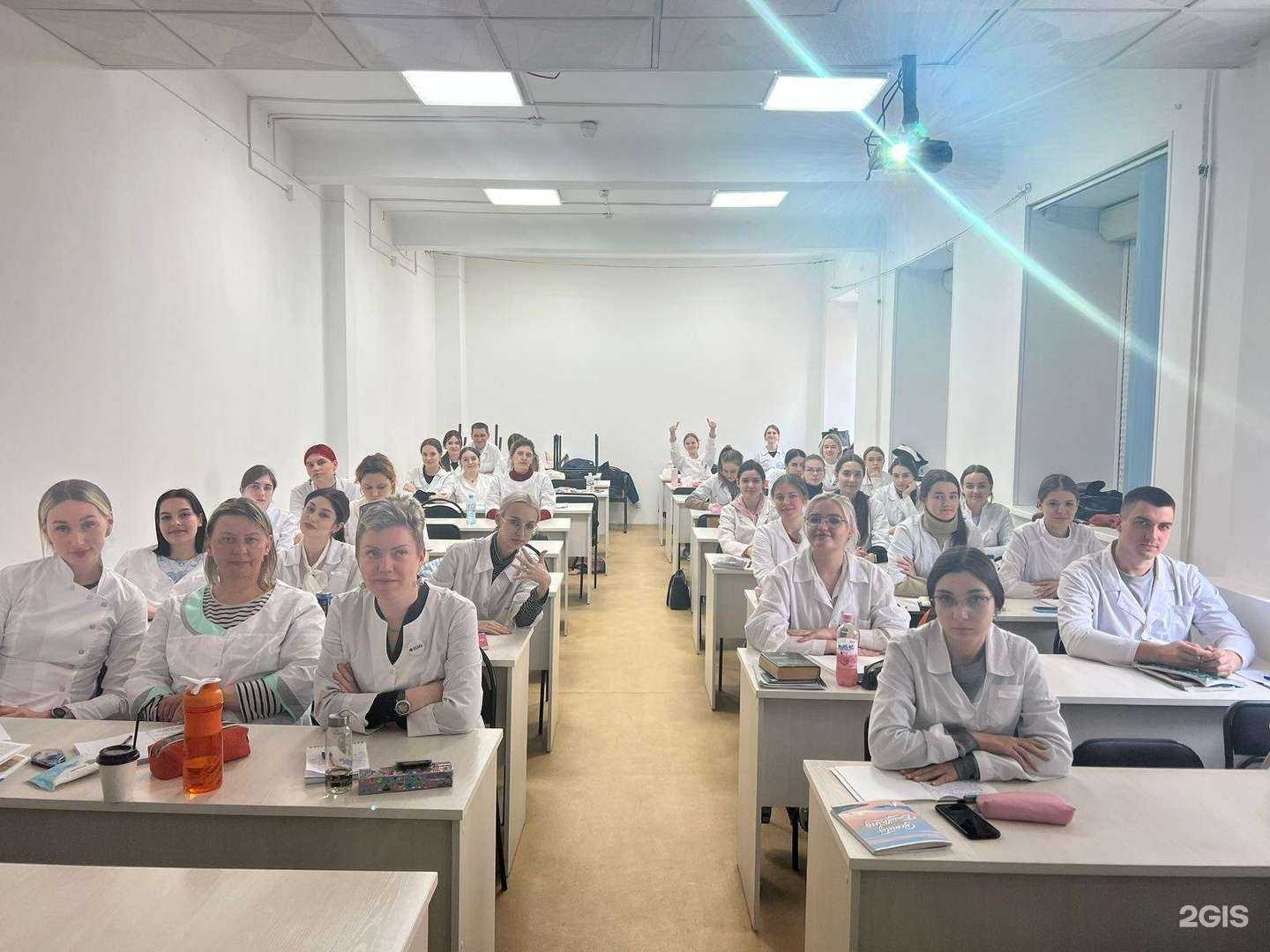 Отзывы на компанию Владивостокский базовый медицинский колледж в Владивостоке c фото