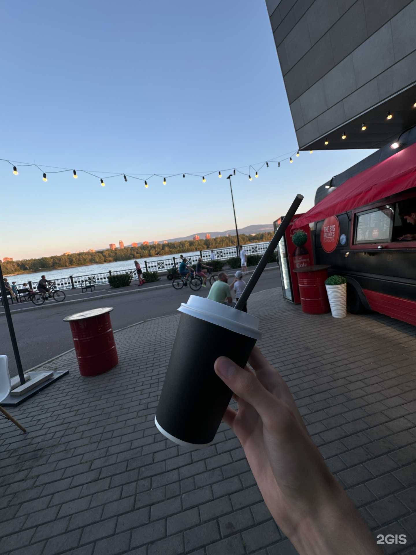 Отзывы на компанию The big brothers burgers в Красноярске c фото