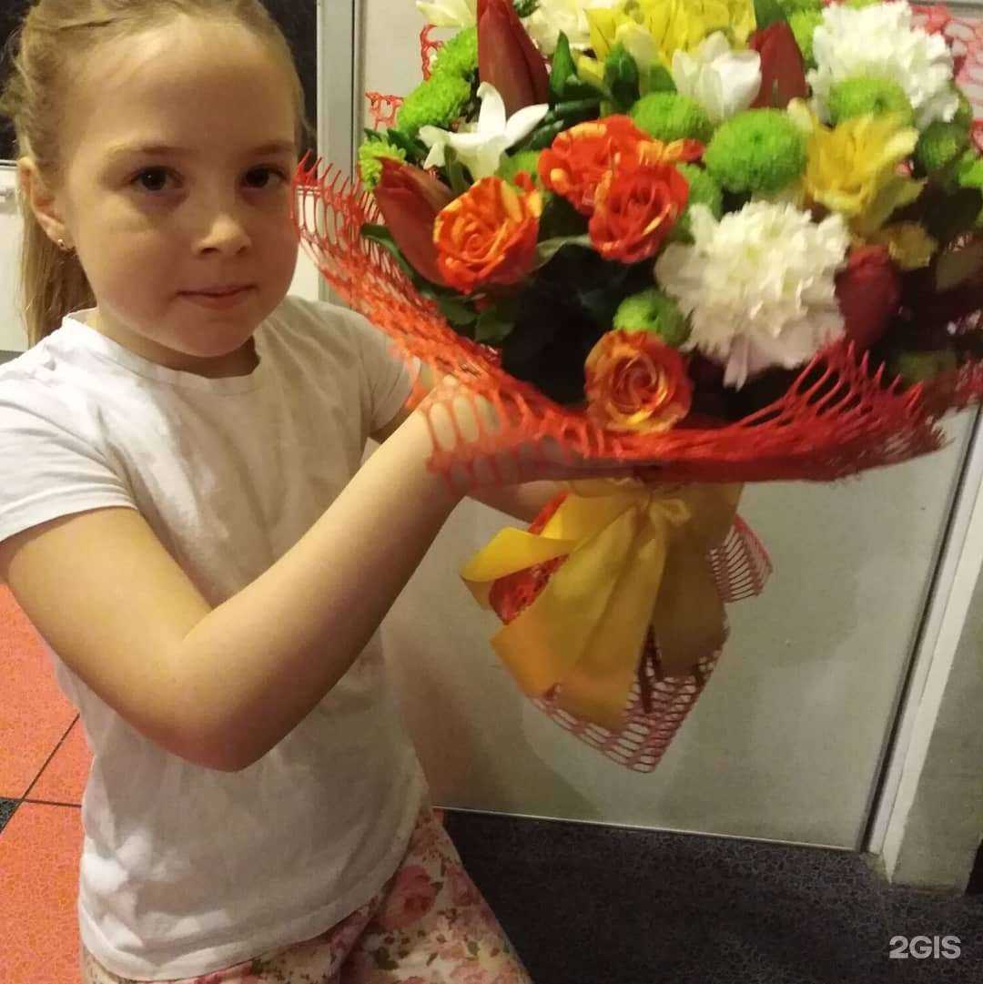 Отзывы на компанию Салон цветов, игрушек и подарков в Нижнем Новгороде c фото