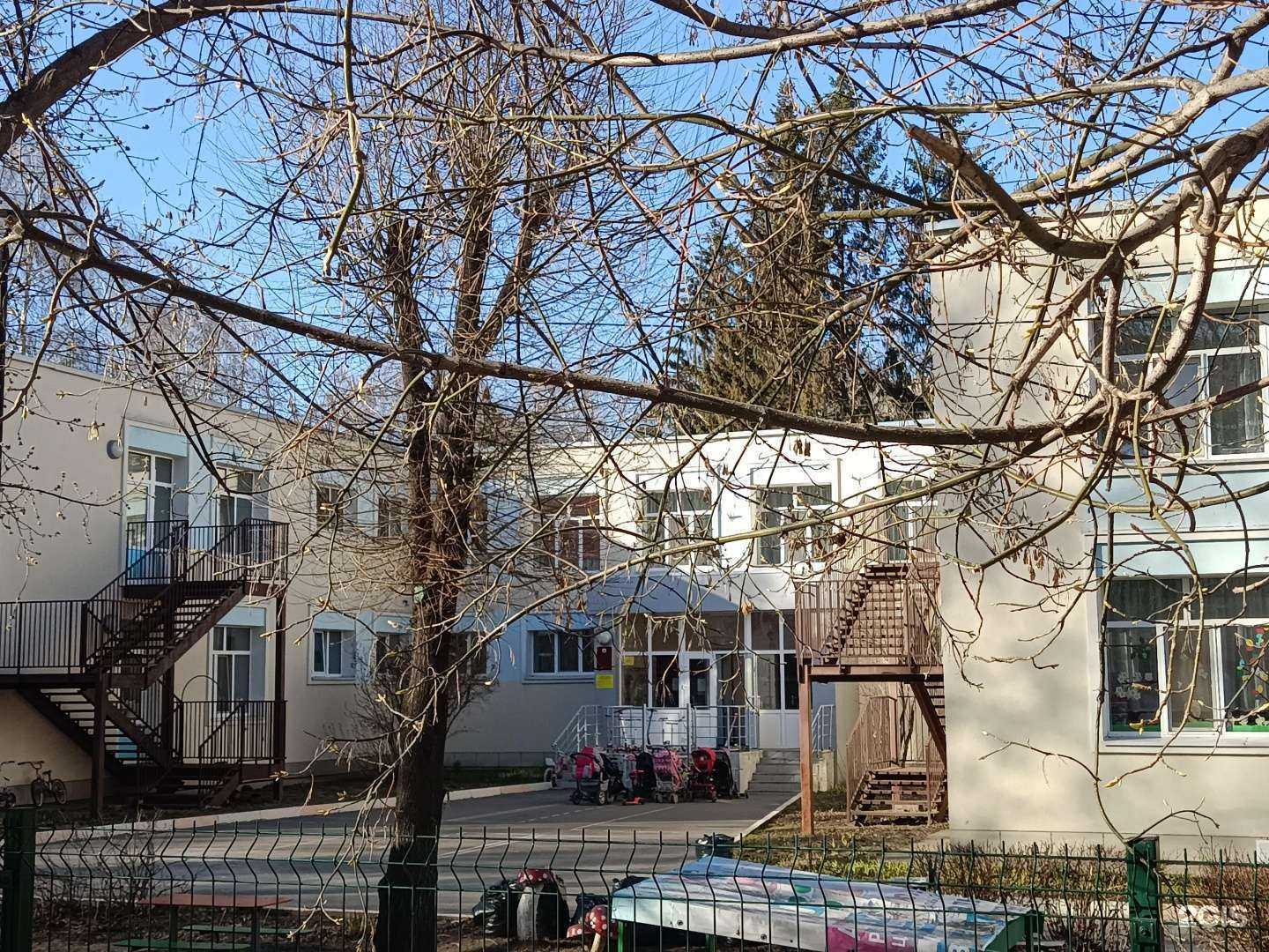 Отзывы на компанию Детский сад №353 комбинированного вида в г. Казань c фото