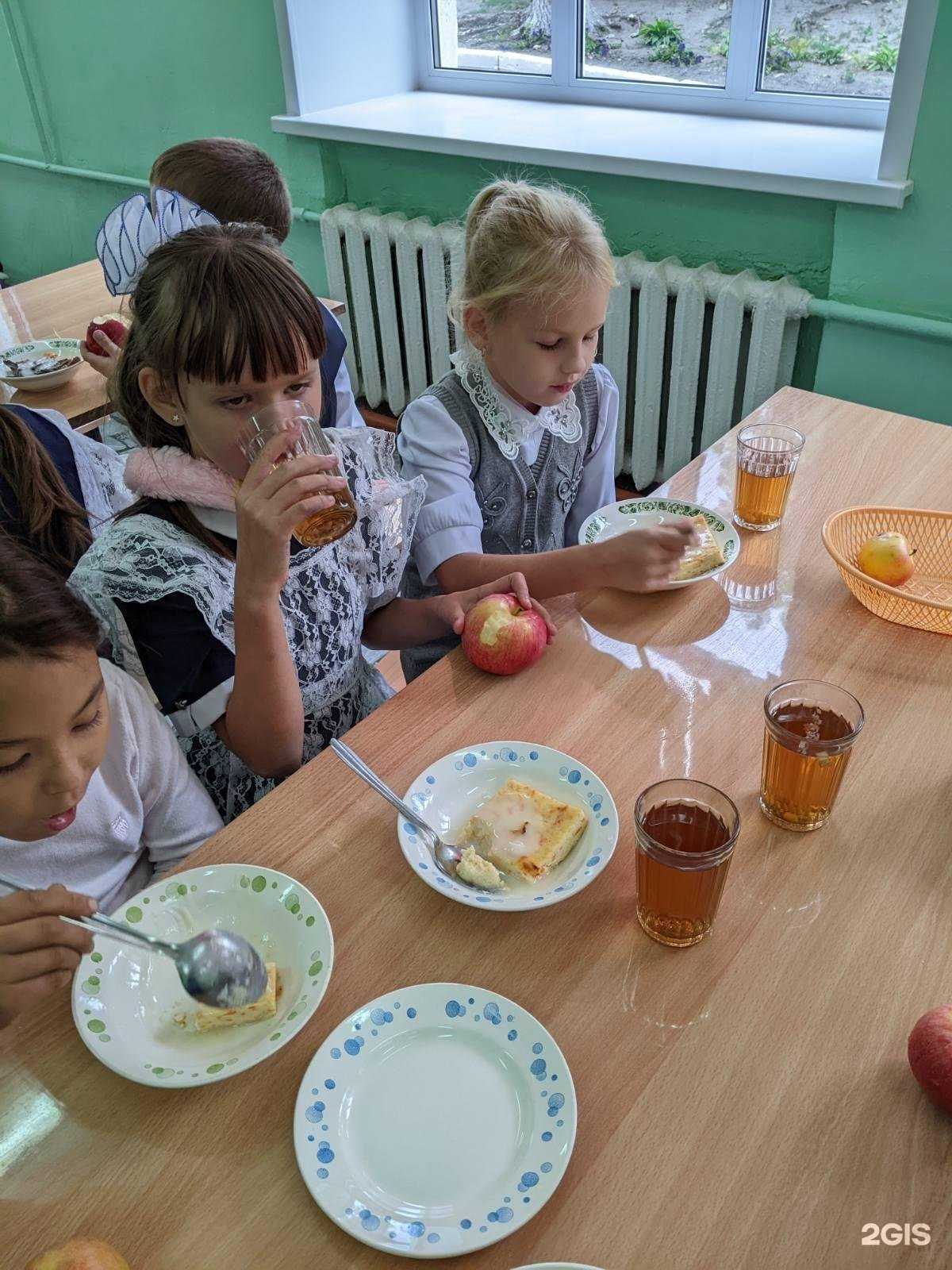 Отзывы на компанию Средняя общеобразовательная школа №90 в Саратове c фото