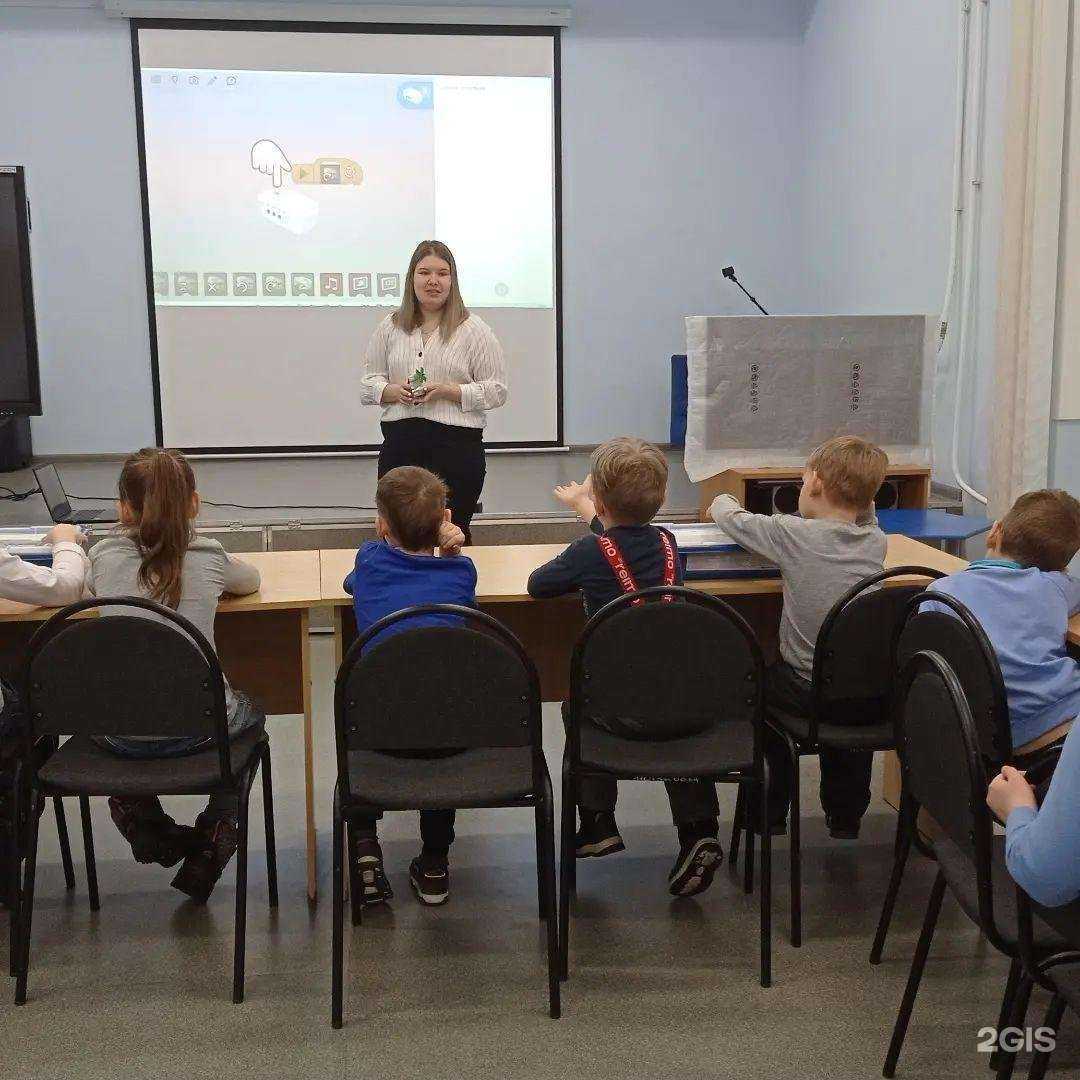 Отзывы на компанию Библиотека семейного чтения №13 в г. Каменск-Уральский c фото