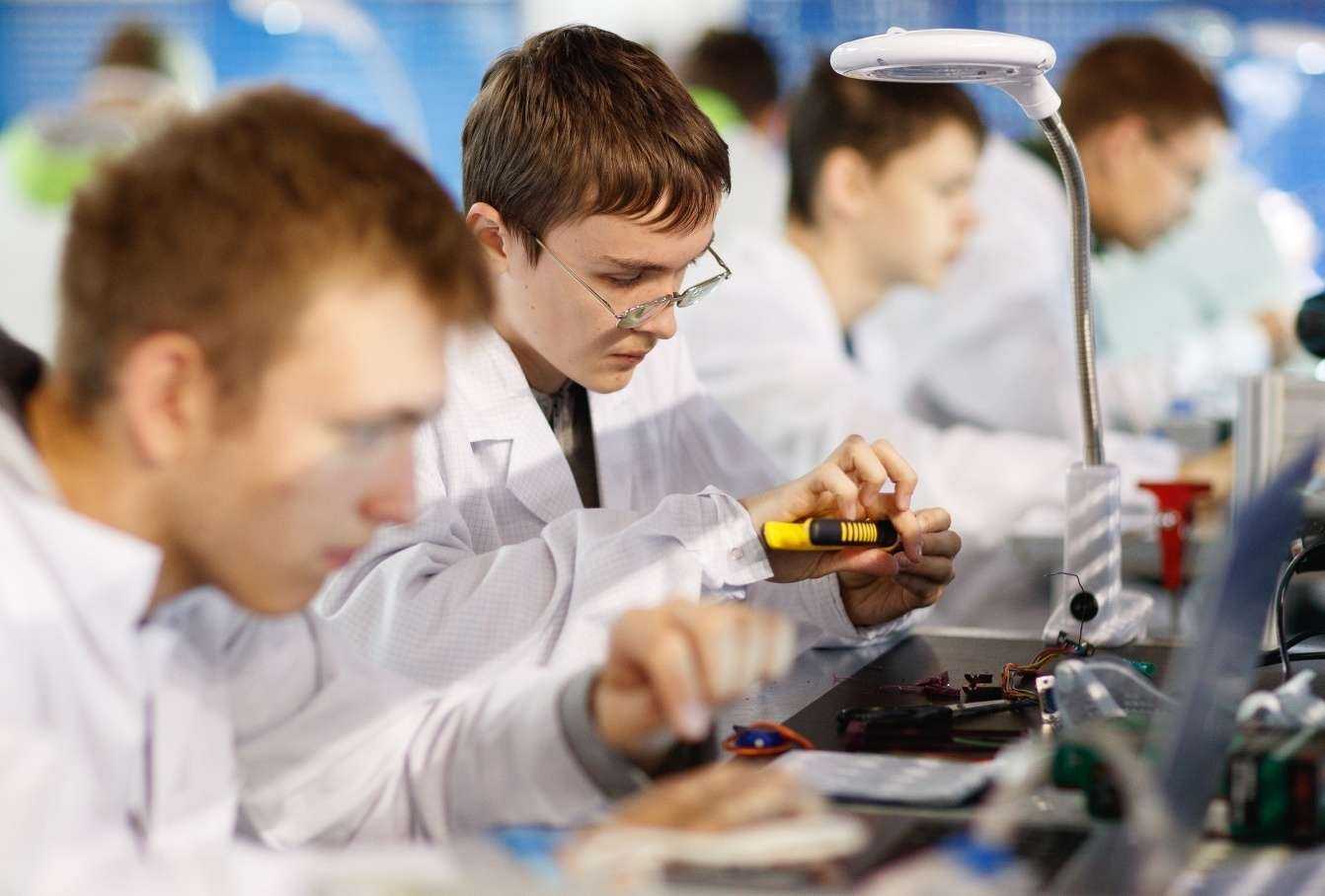 Отзывы на компанию Гимназия №9 в Черкесске c фото