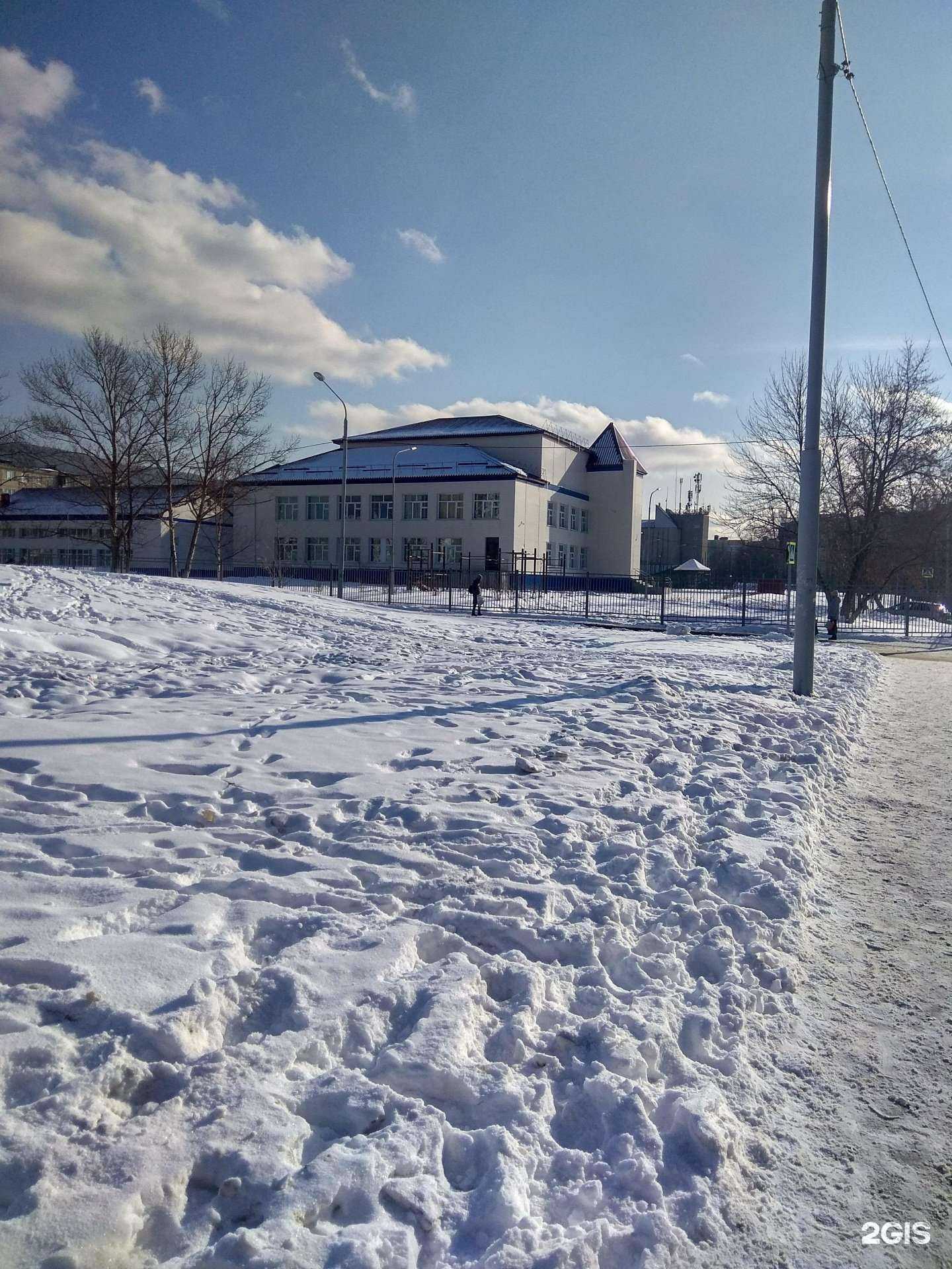 Отзывы на компанию Средняя общеобразовательная школа №22 в Южно-Сахалинске c фото