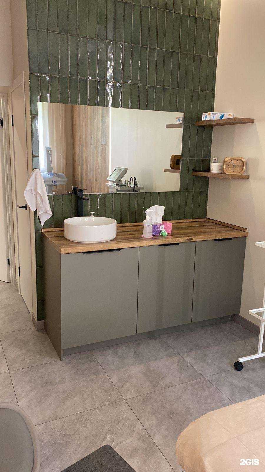 Отзывы на компанию Эпи-центр в Владивостоке c фото