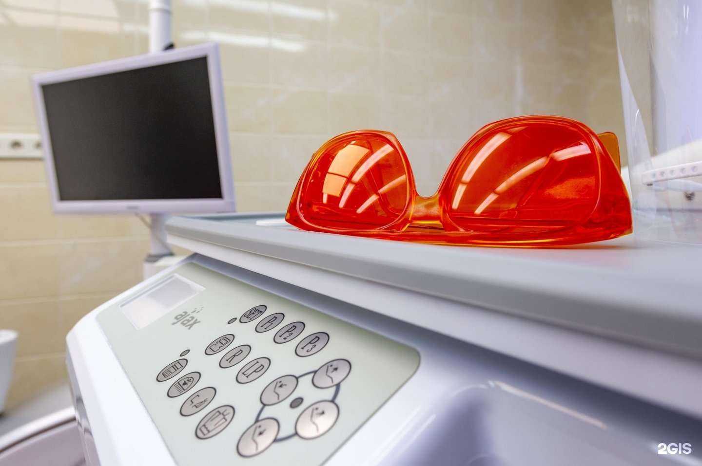 Отзывы на компанию Doctor Hit Smile в Отрадном c фото