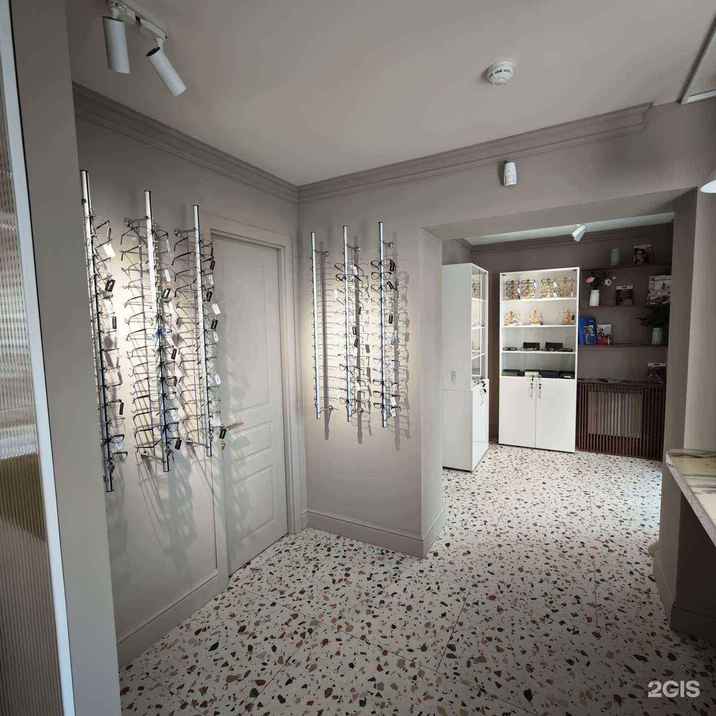 Отзывы на компанию ОЧКИ ПРОСТО в г. Владивосток c фото