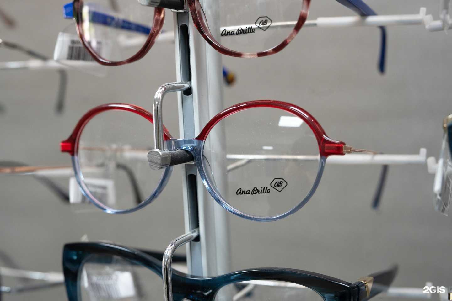 Отзывы на компанию Люкс Оптика в Кирове c фото