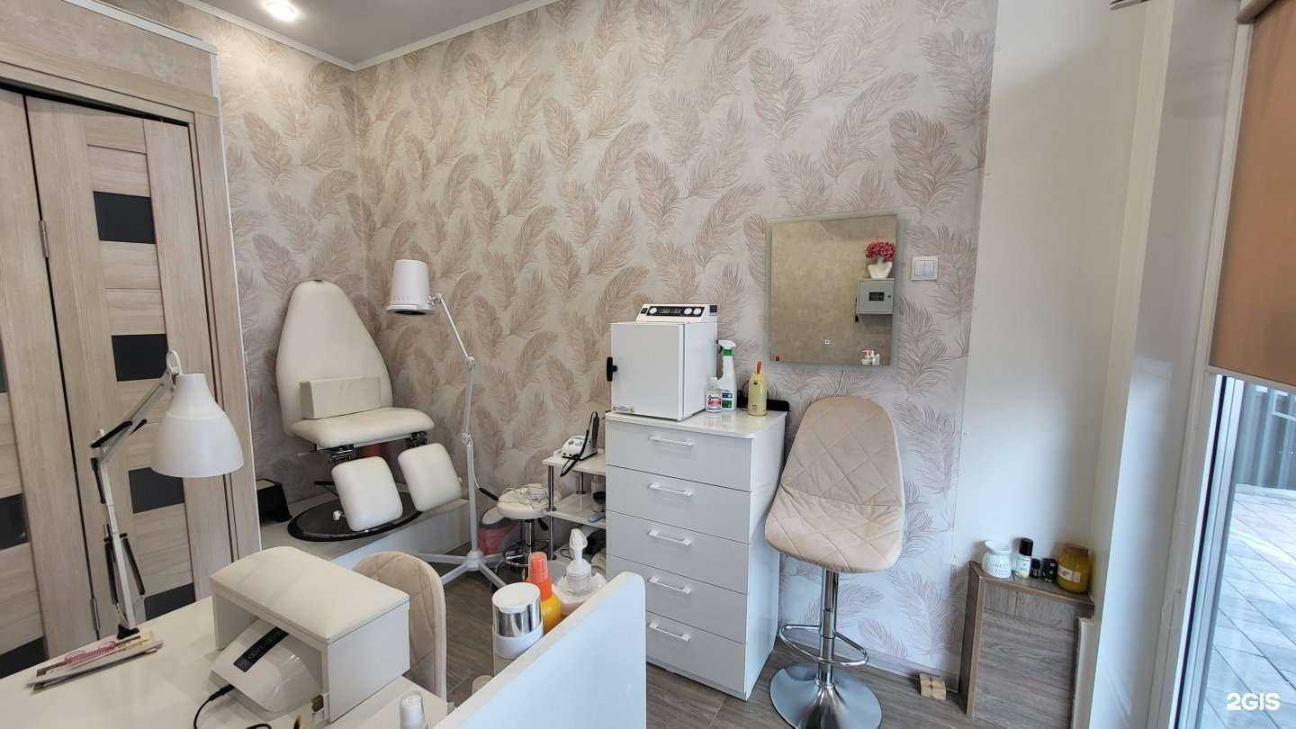 Отзывы на компанию Маникюрный кабинет в Владивостоке c фото