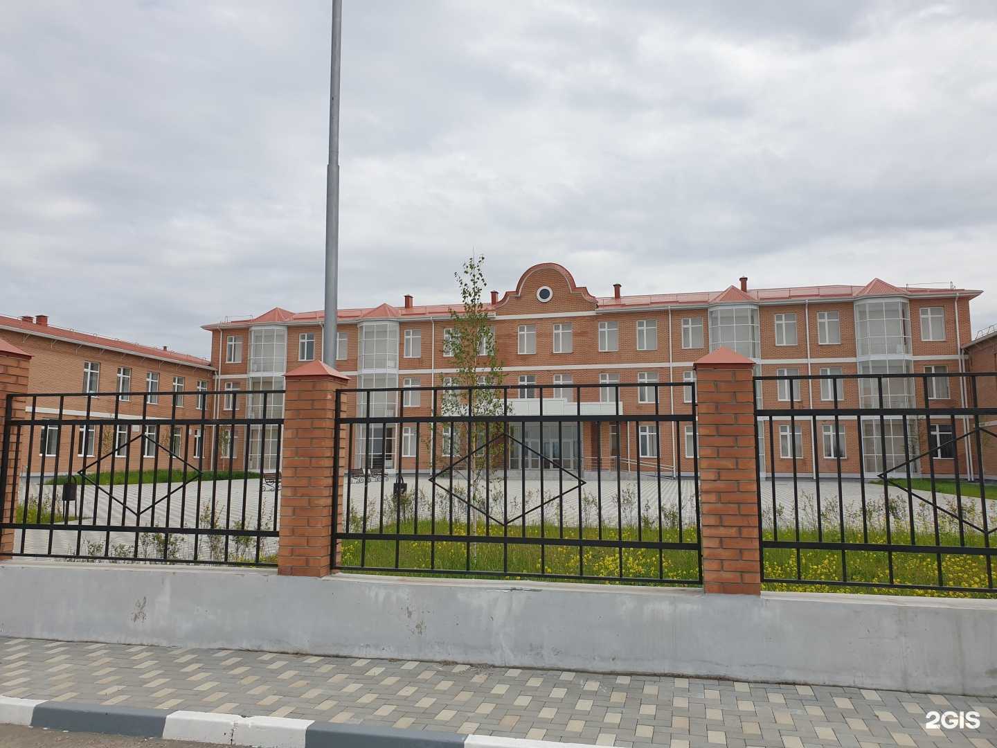 Отзывы на компанию Средняя общеобразовательная школа №4 в Грозном c фото