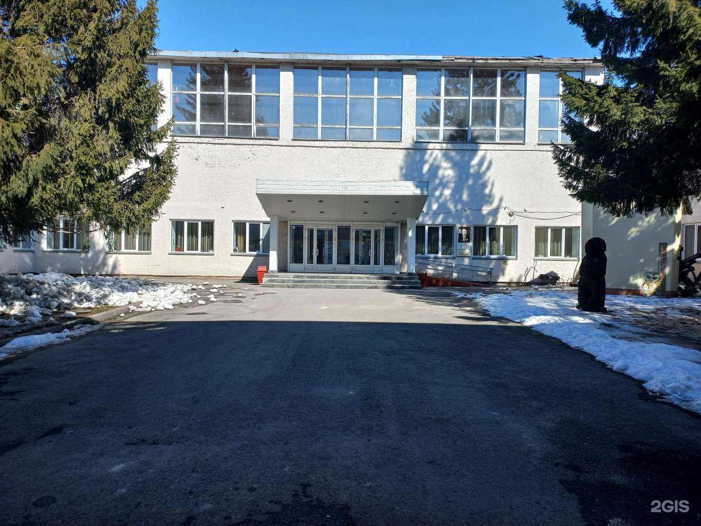 Отзывы на компанию Дворец культуры Цементник в Топках c фото