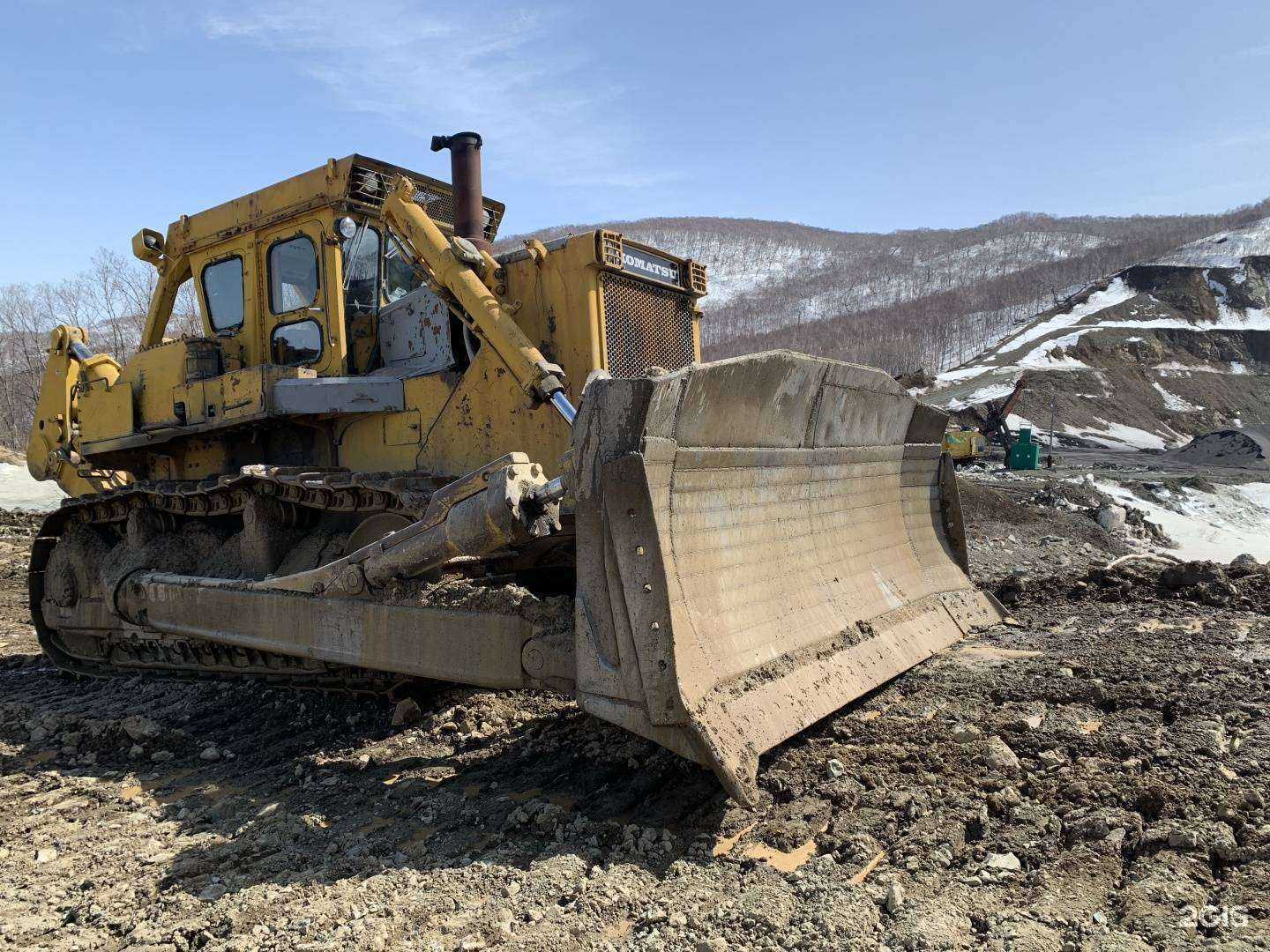 Отзывы на компанию Компания по предоставлению услуг спецтехники, ремонту грузовых автомобилей, поставке запчастей в г. Петропавловск-Камчатский c фото