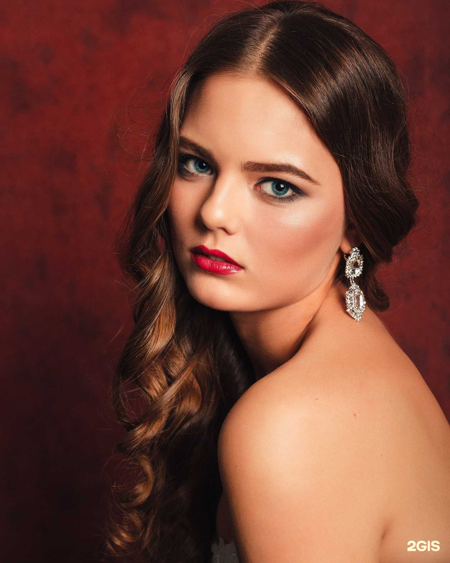 Отзывы на компанию Студия-школа макияжа Екатерины Никифоровой в Бийске c фото