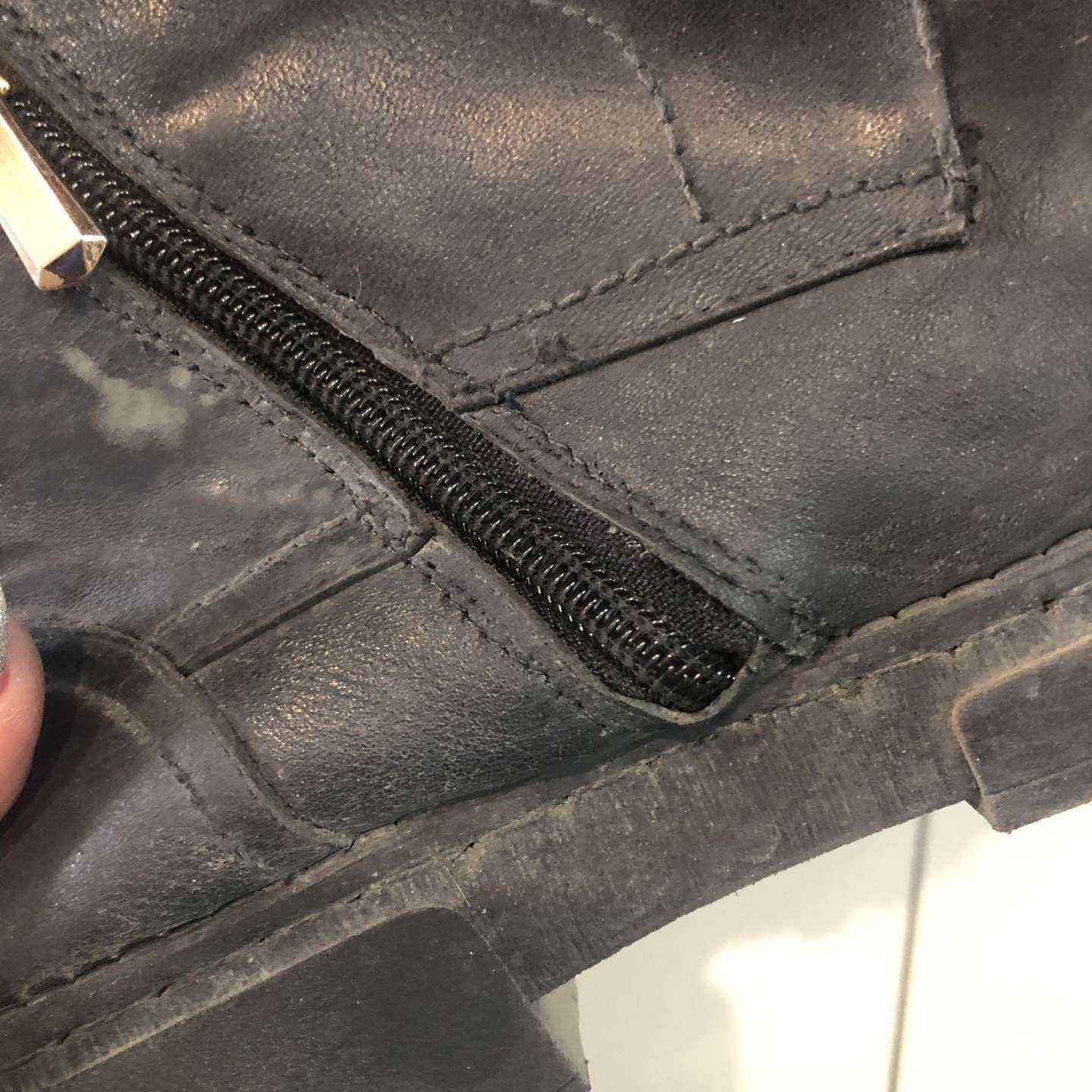 Отзывы на компанию Мастерская по ремонту обуви и заточке инструмента в г. Новосибирск c фото