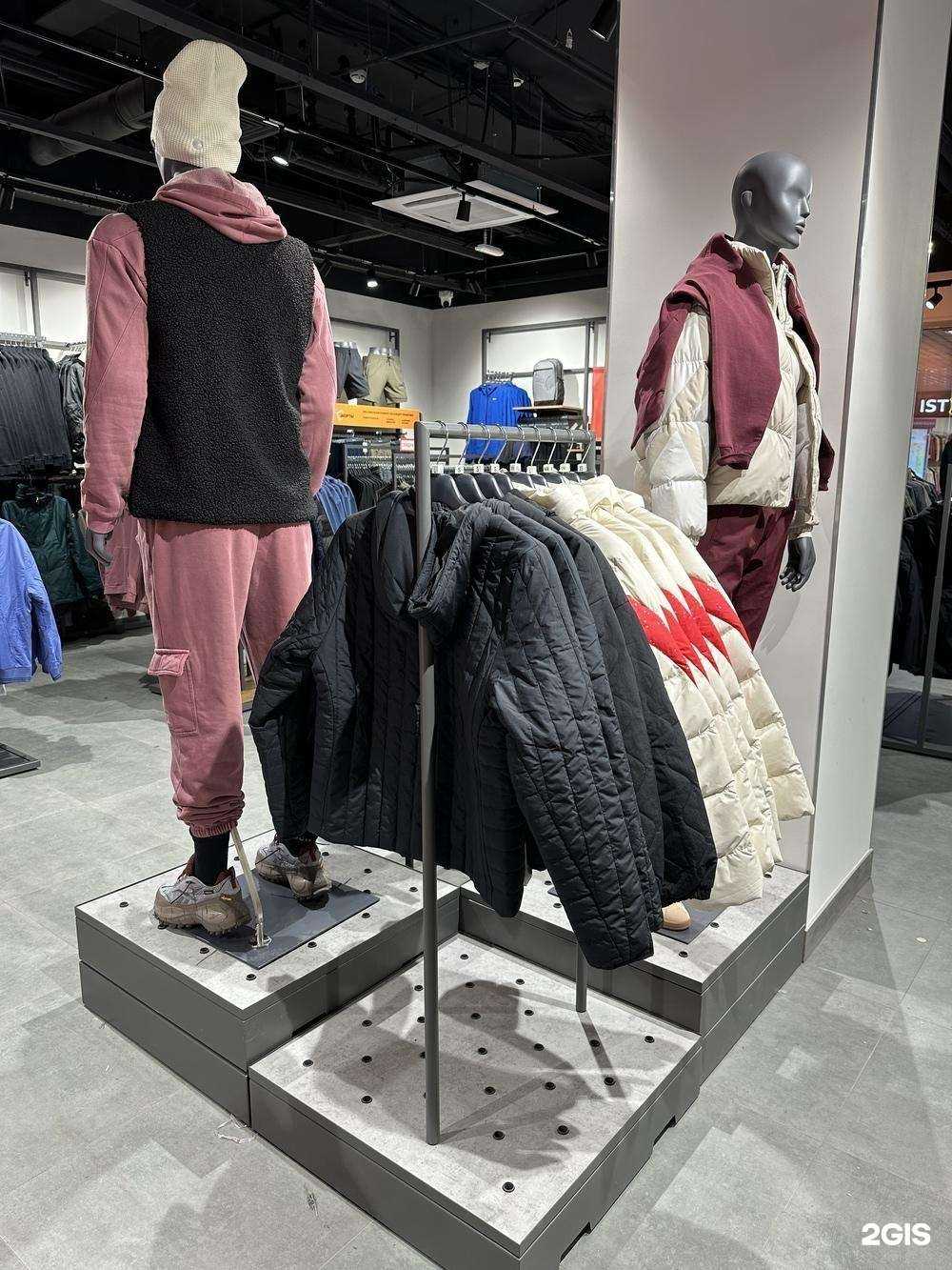 Отзывы на компанию SneakerBox в Тюмени c фото