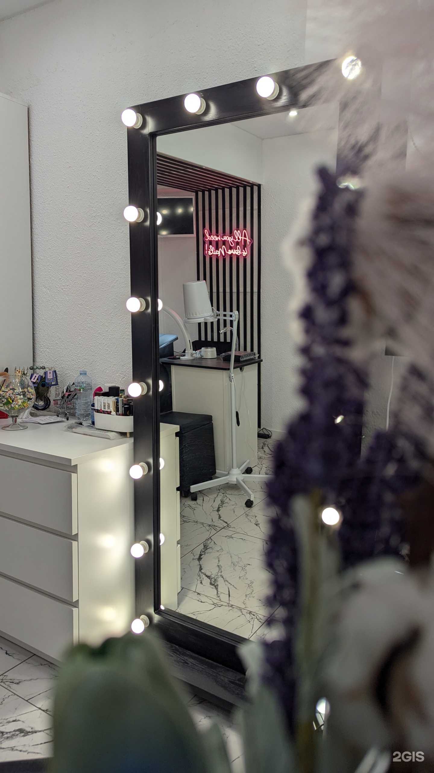 Отзывы на компанию Студия маникюра и визажа в Пскове c фото