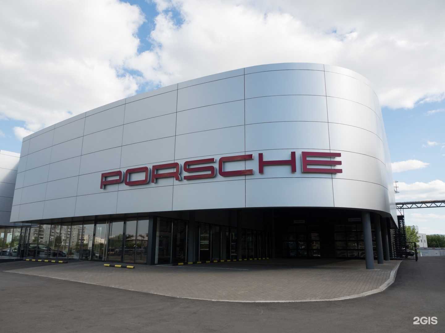 Отзывы на компанию Порше Центр Красноярск в Красноярске c фото