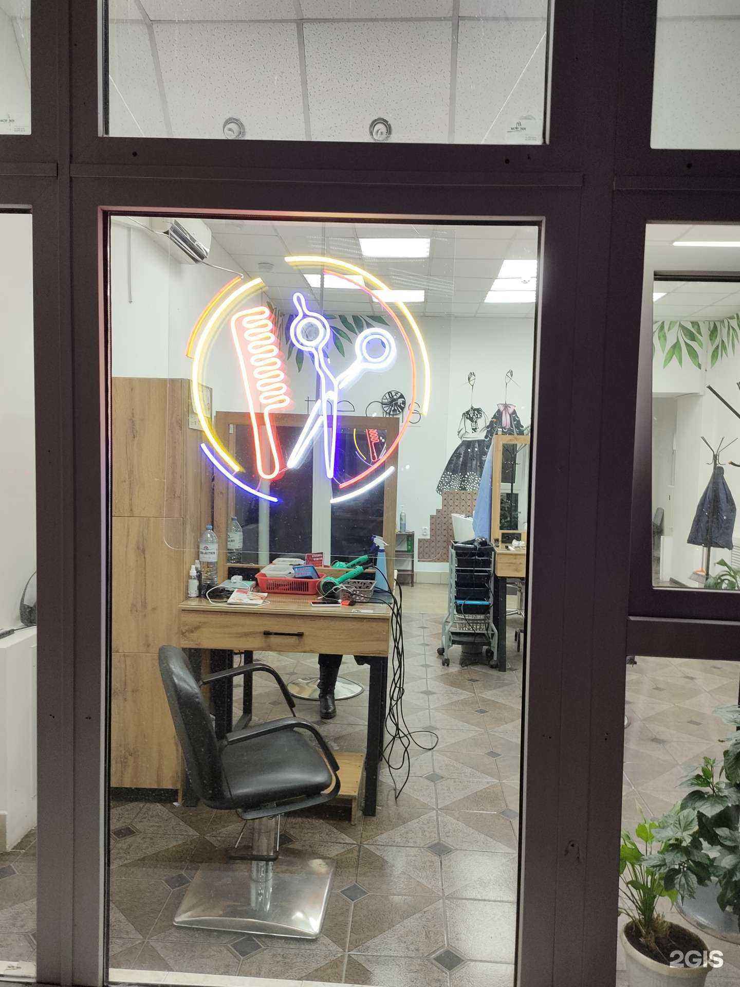 Отзывы на компанию Парикмахерская в Уфе c фото