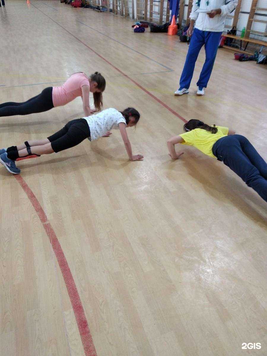 Отзывы на компанию Спортивная школа олимпийского резерва №18 по хоккею с мячом и хоккею на траве в Екатеринбурге c фото