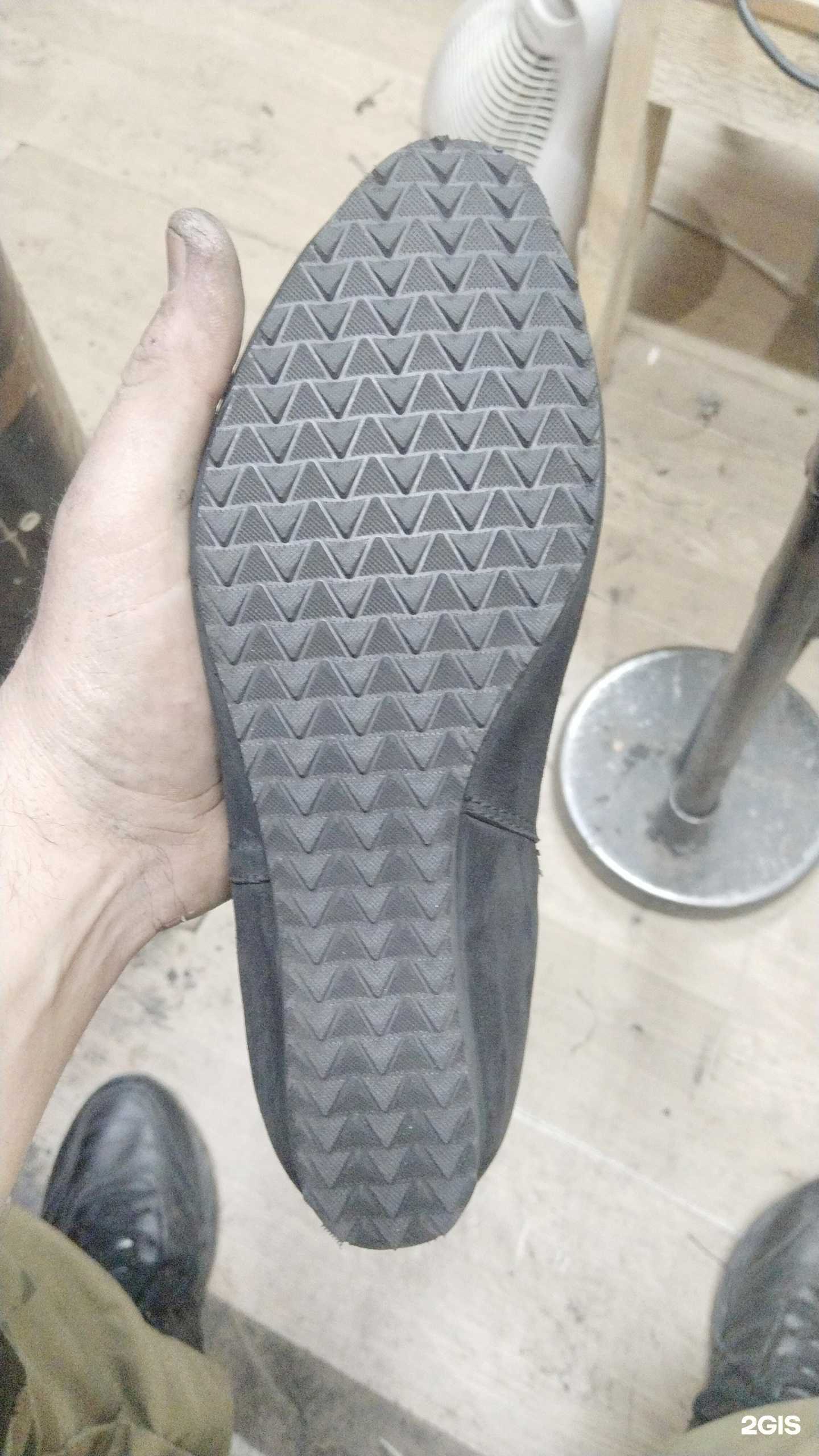 Отзывы на компанию Мастерская по ремонту обуви, одежды, сумок и заточке ножниц в г. Астрахань c фото