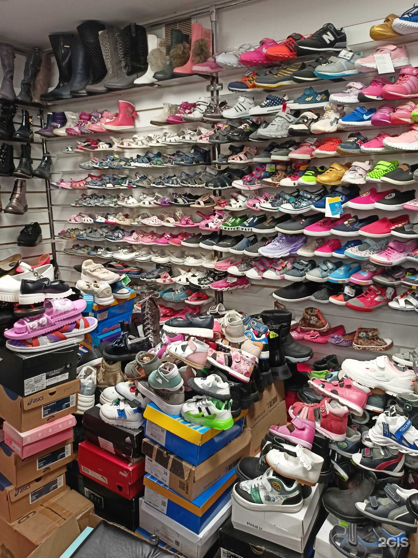 Отзывы на компанию Магазин одежды и обуви в г. Чебоксары c фото