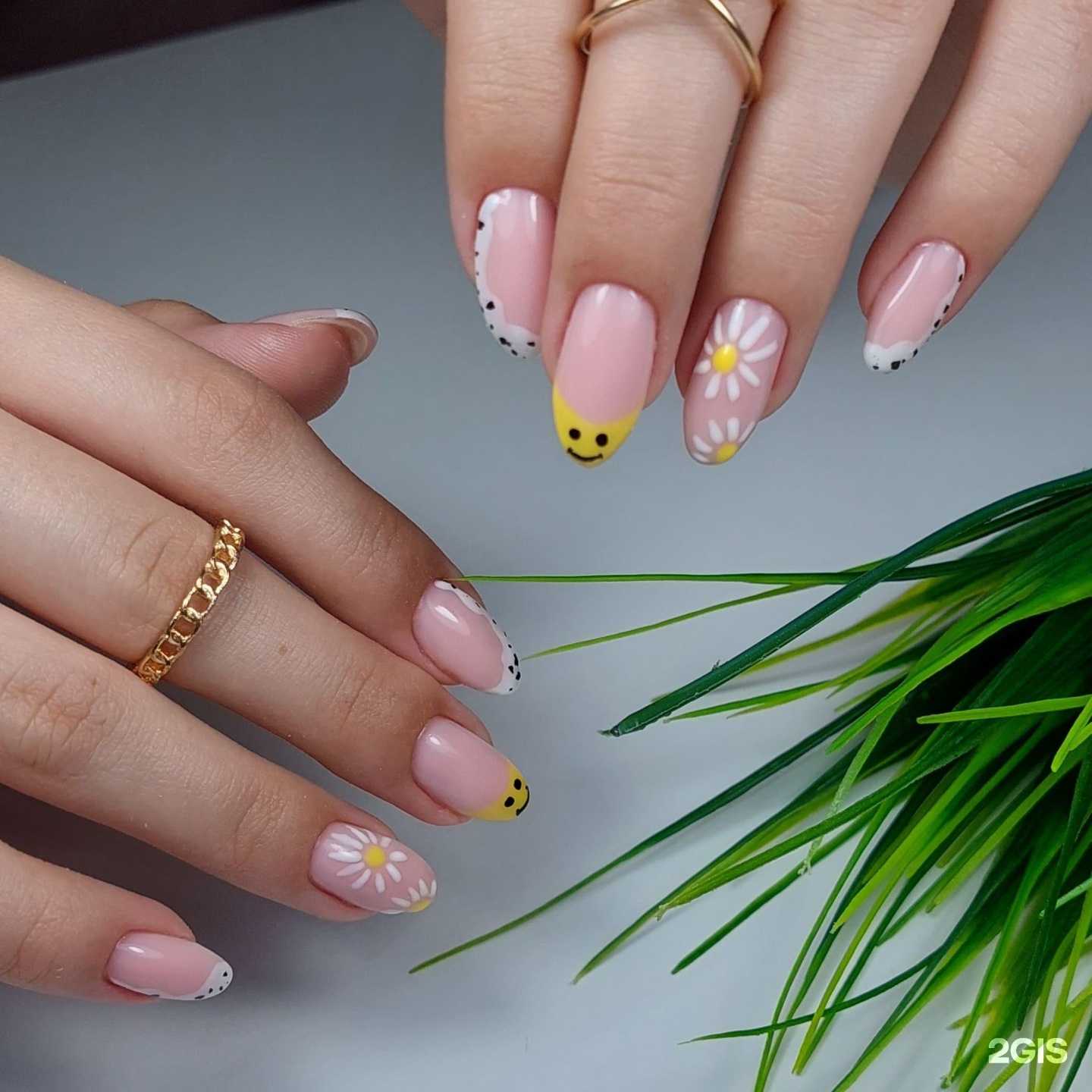 Отзывы на компанию Студия маникюра и педикюра в Улан-Удэ c фото